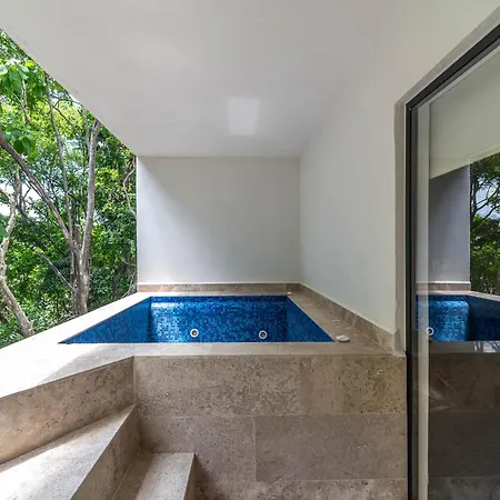 2 Bd Suite With Private Plunge Pool, Balcony, Gym